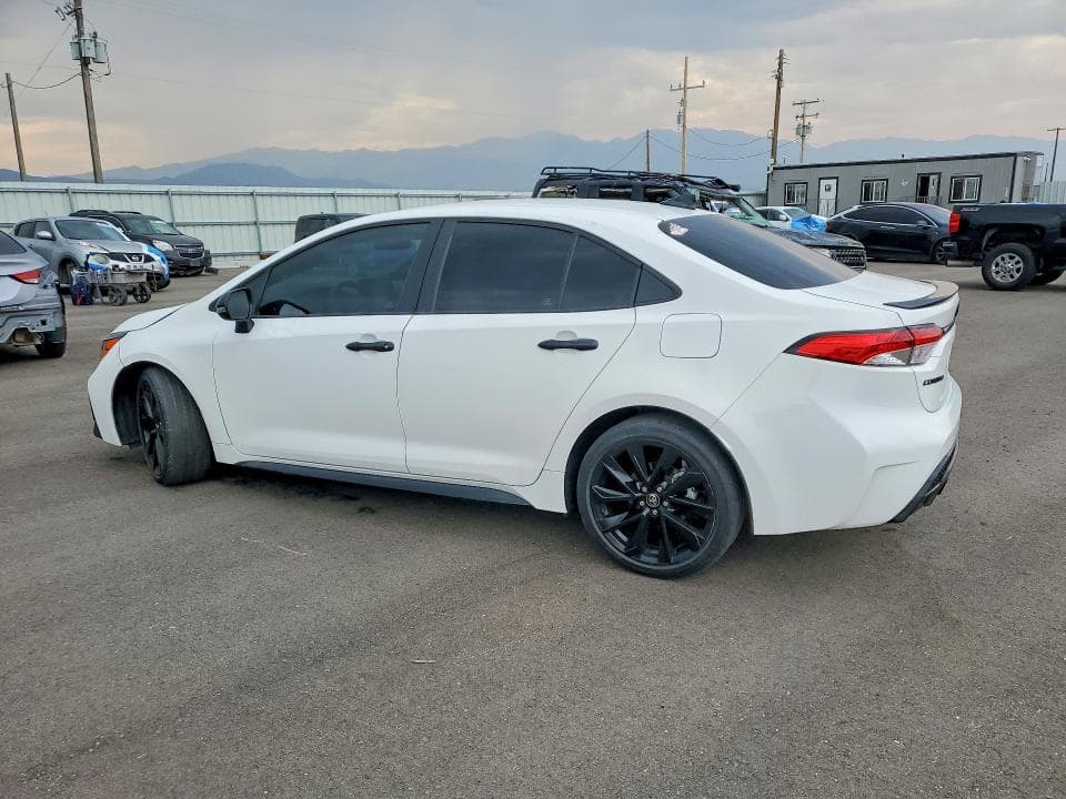 2022 TOYOTA COROLLA SE NIGHTSHADE EDITION 2