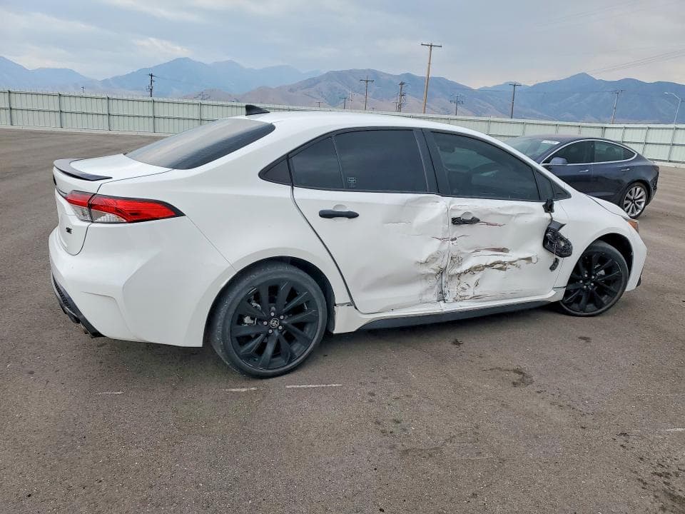 2022 TOYOTA COROLLA SE NIGHTSHADE EDITION 3