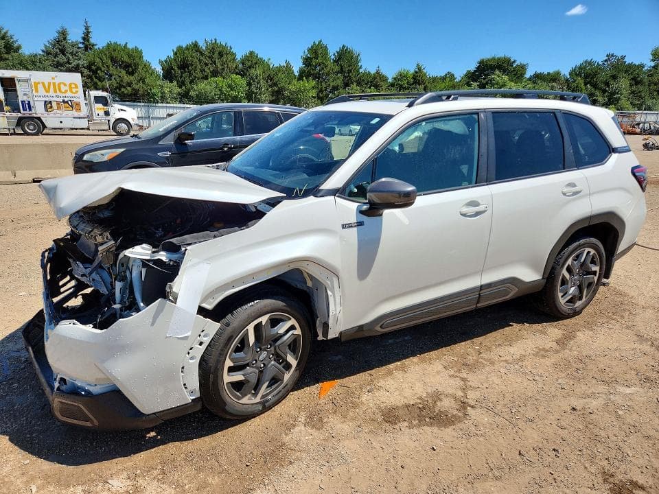 2025 SUBARU FORESTER LIMITED - 1