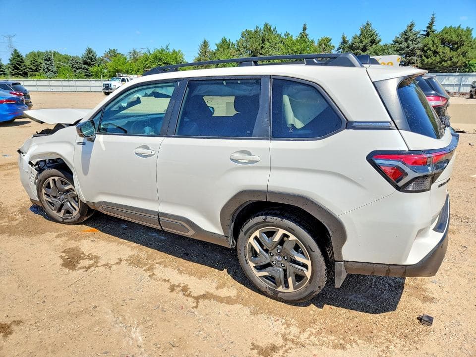 2025 SUBARU FORESTER LIMITED 2