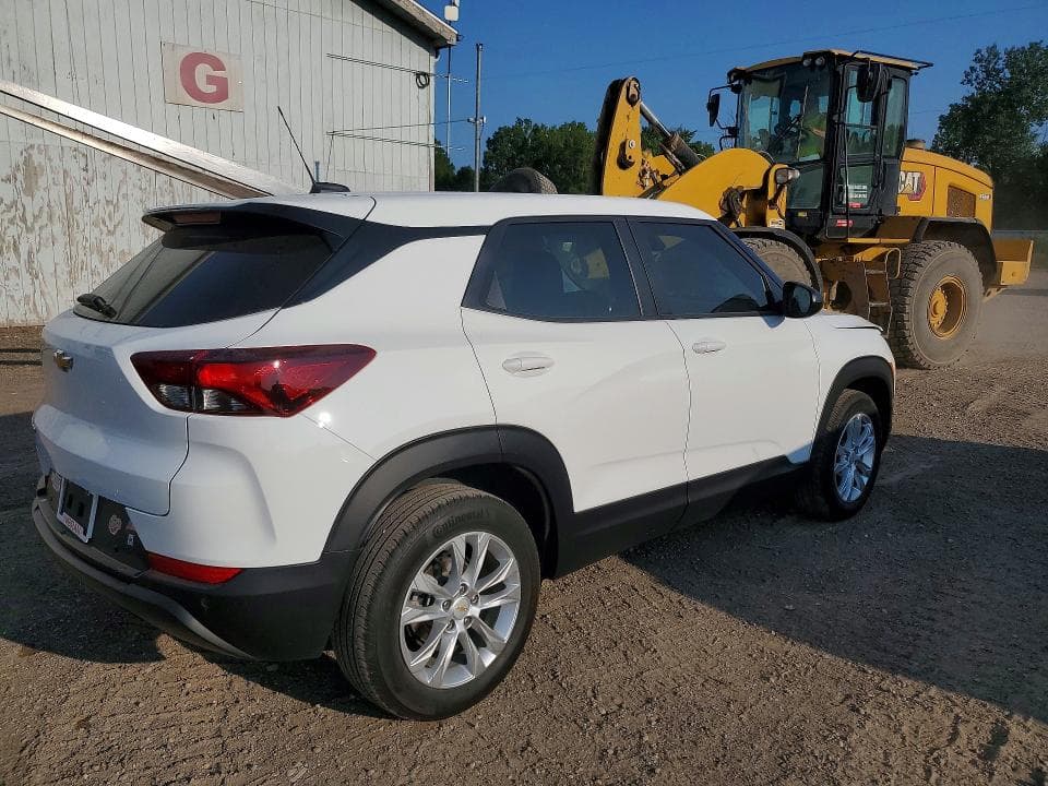 2023 CHEVROLET TRAILBLAZER LS 3