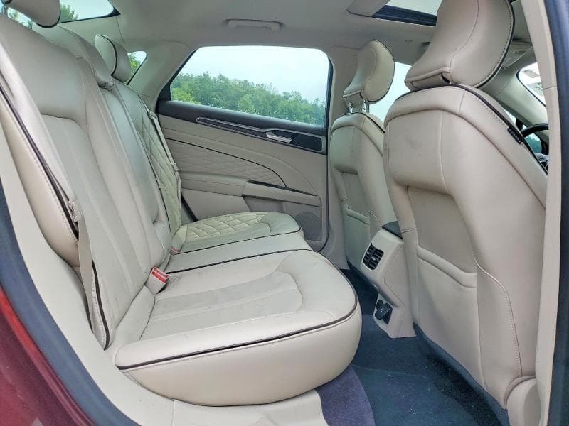 2017 FORD FUSION TITANIUM PHEV 10
