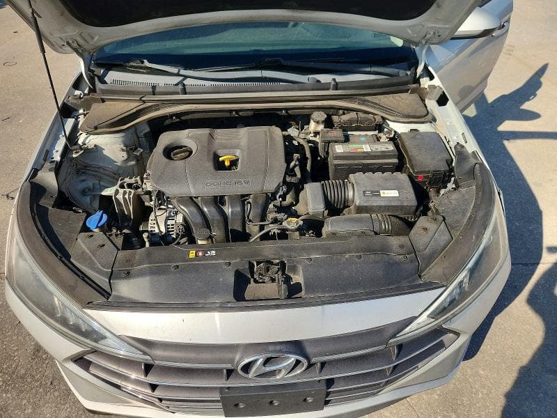 2019 HYUNDAI ELANTRA SEL 11
