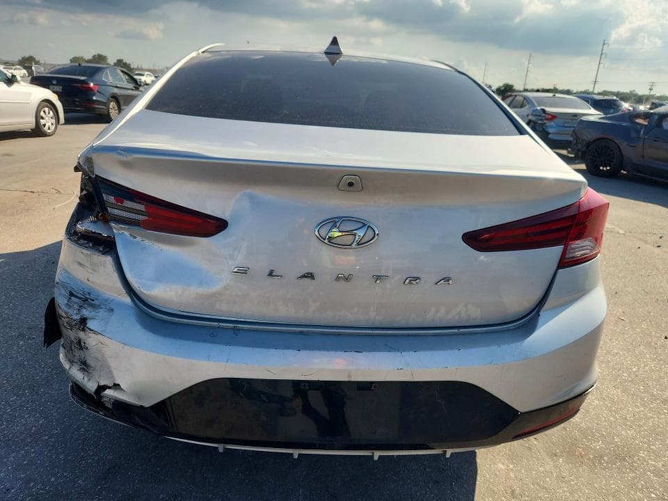 2019 HYUNDAI ELANTRA SEL 6