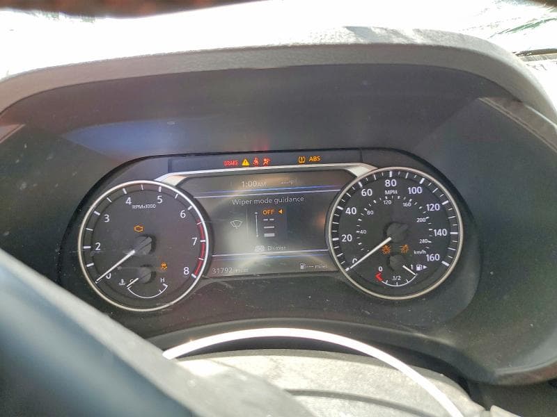 2025 NISSAN SENTRA SR 9