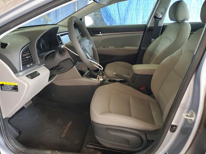 2017 HYUNDAI ELANTRA SE 7