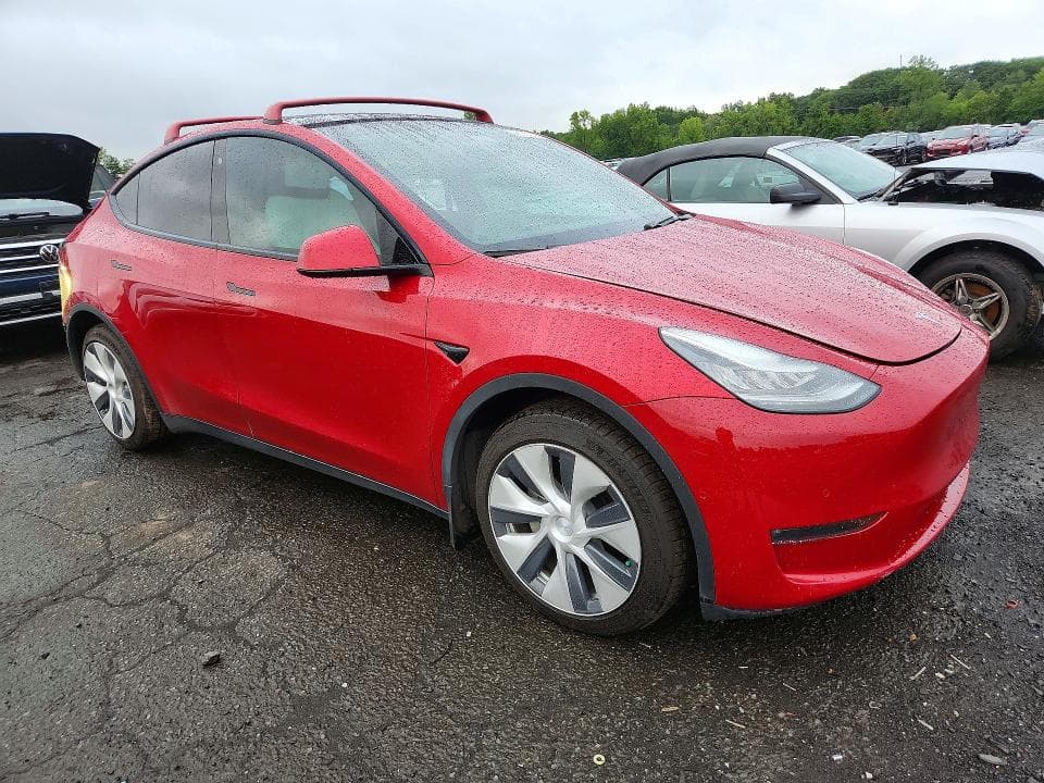 2021 TESLA MODEL Y 4