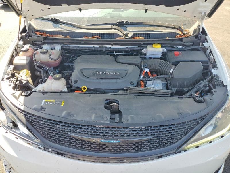 2020 CHRYSLER PACIFICA HYBRID LIMITED 12