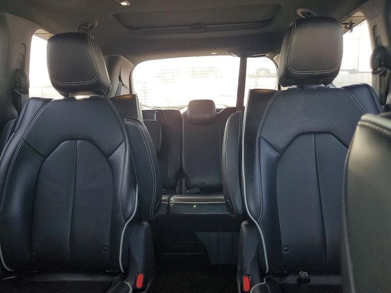 2020 CHRYSLER PACIFICA HYBRID LIMITED 10