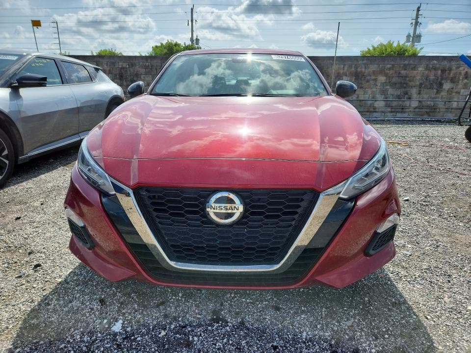2022 NISSAN ALTIMA SR 5