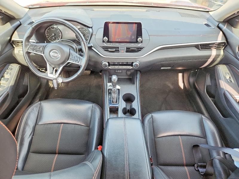 2022 NISSAN ALTIMA SR 8
