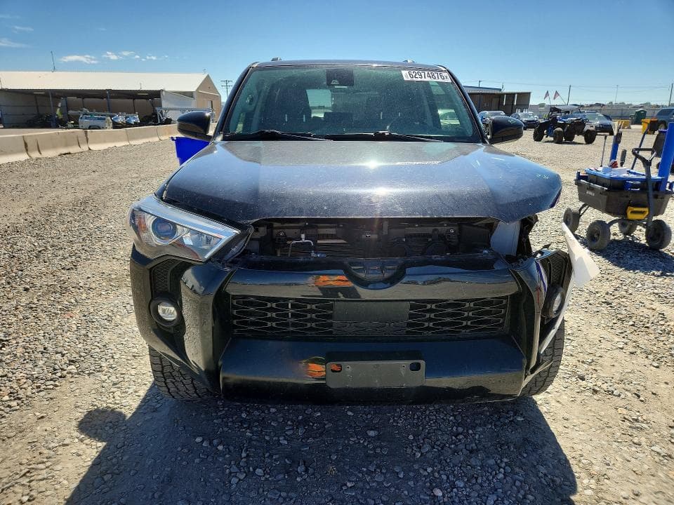 2022 TOYOTA 4RUNNER SR5 5