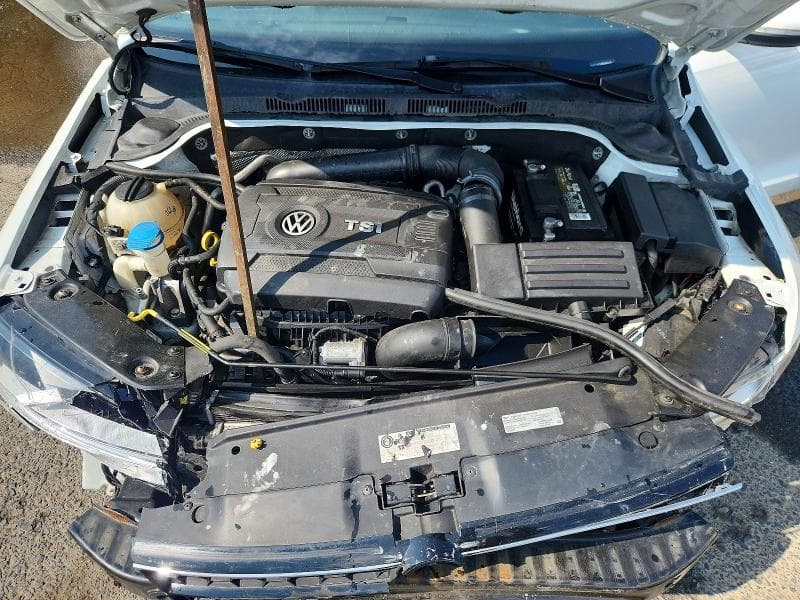 2017 VOLKSWAGEN JETTA GLI 11