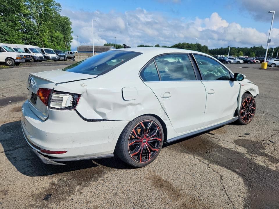 2017 VOLKSWAGEN JETTA GLI 3