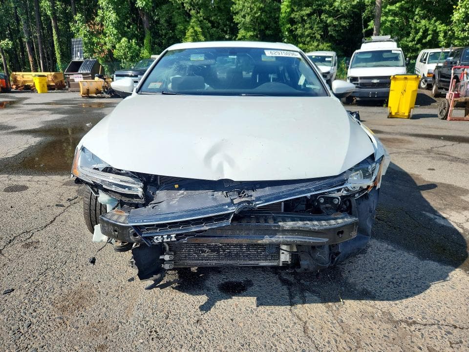 2017 VOLKSWAGEN JETTA GLI 5