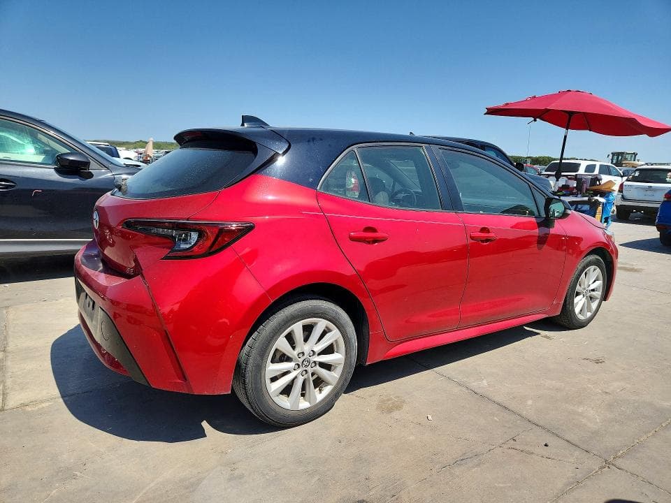 2023 TOYOTA COROLLA HATCHBACK SE 3