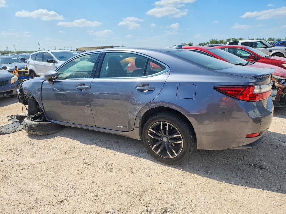 2018 LEXUS ES 300H 2