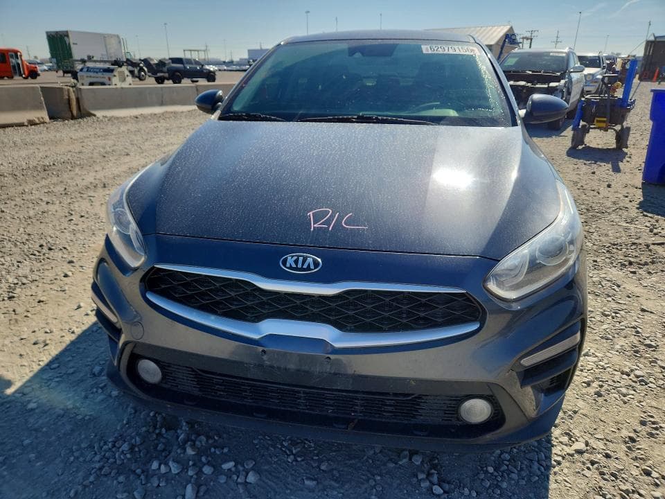 2019 KIA FORTE FE 5