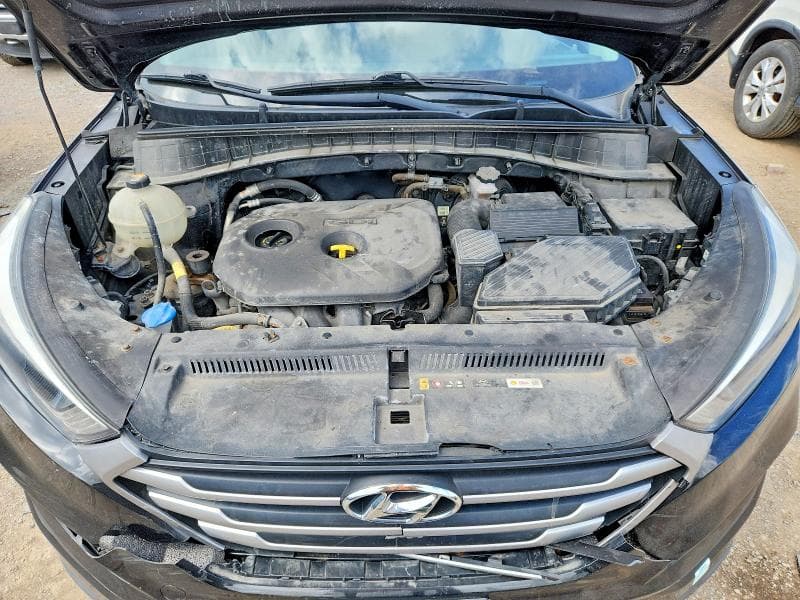 2018 HYUNDAI TUCSON SE 12