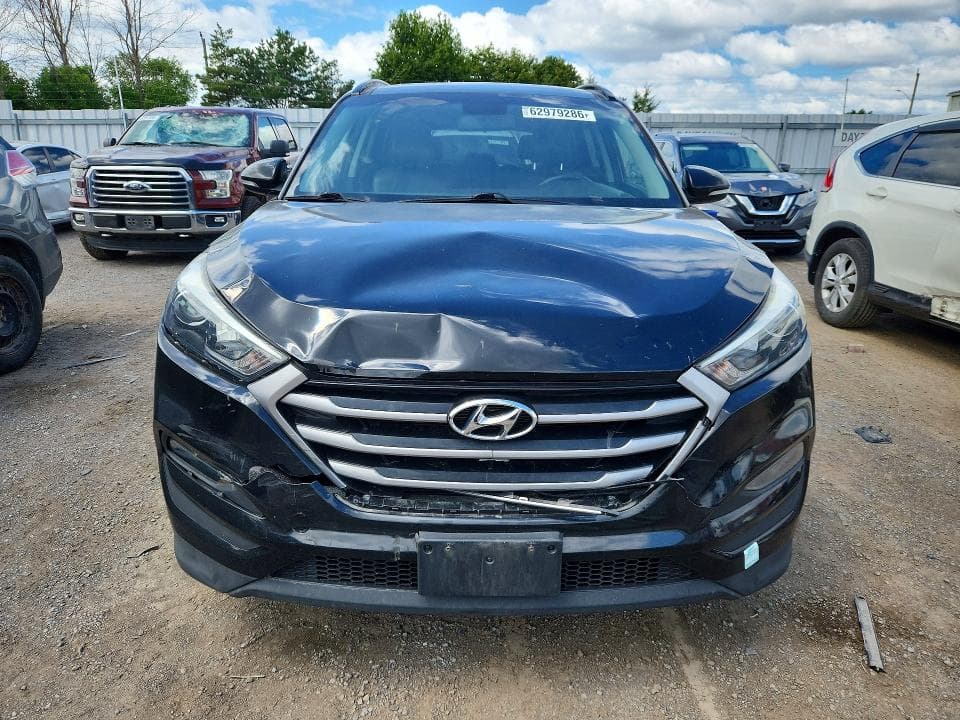 2018 HYUNDAI TUCSON SE 5