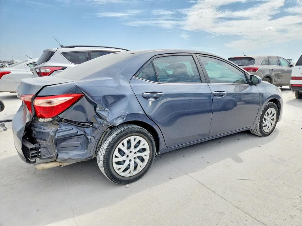 2019 TOYOTA COROLLA LE 3