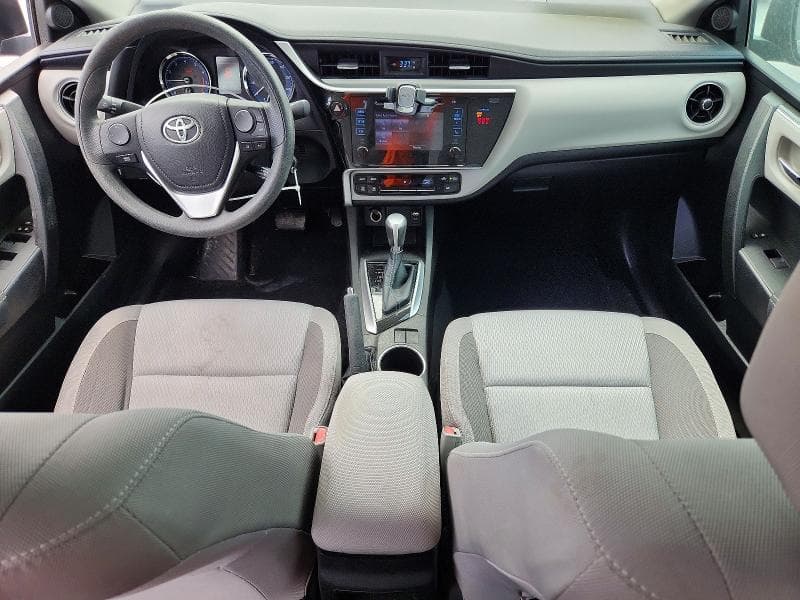 2019 TOYOTA COROLLA LE 8
