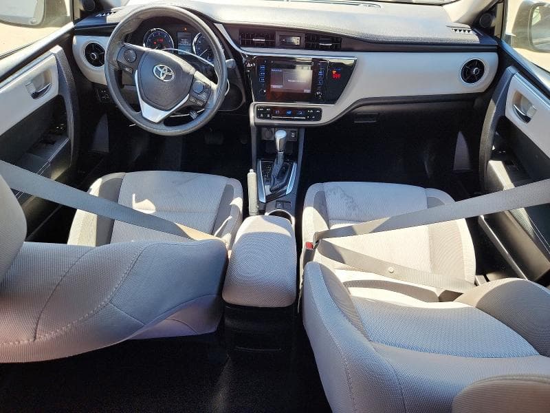 2018 TOYOTA COROLLA LE 8