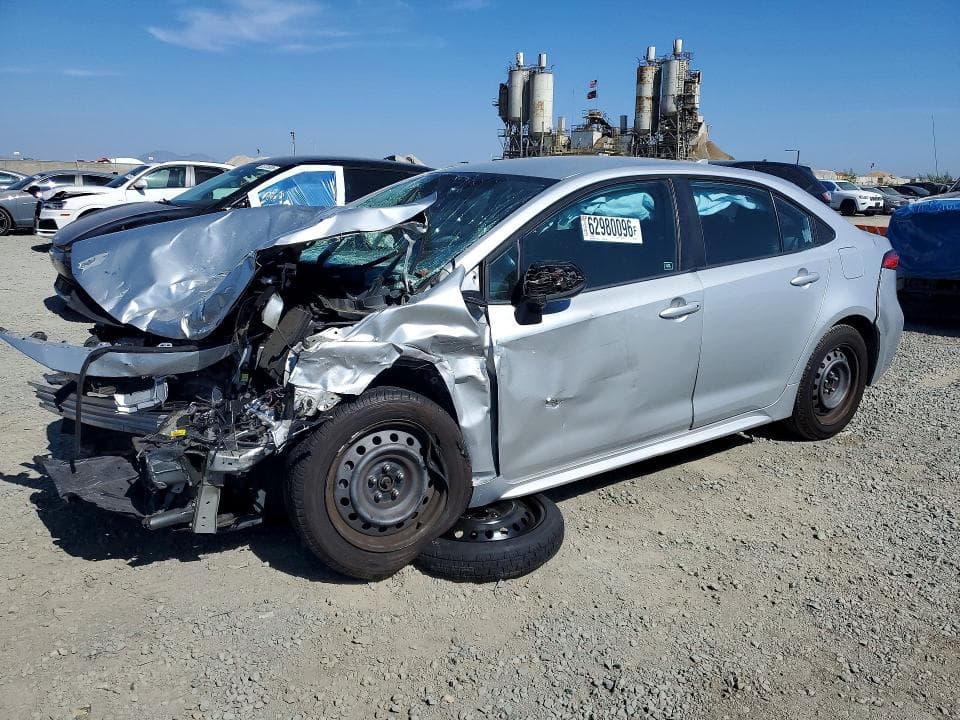 2020 TOYOTA COROLLA LE - 1