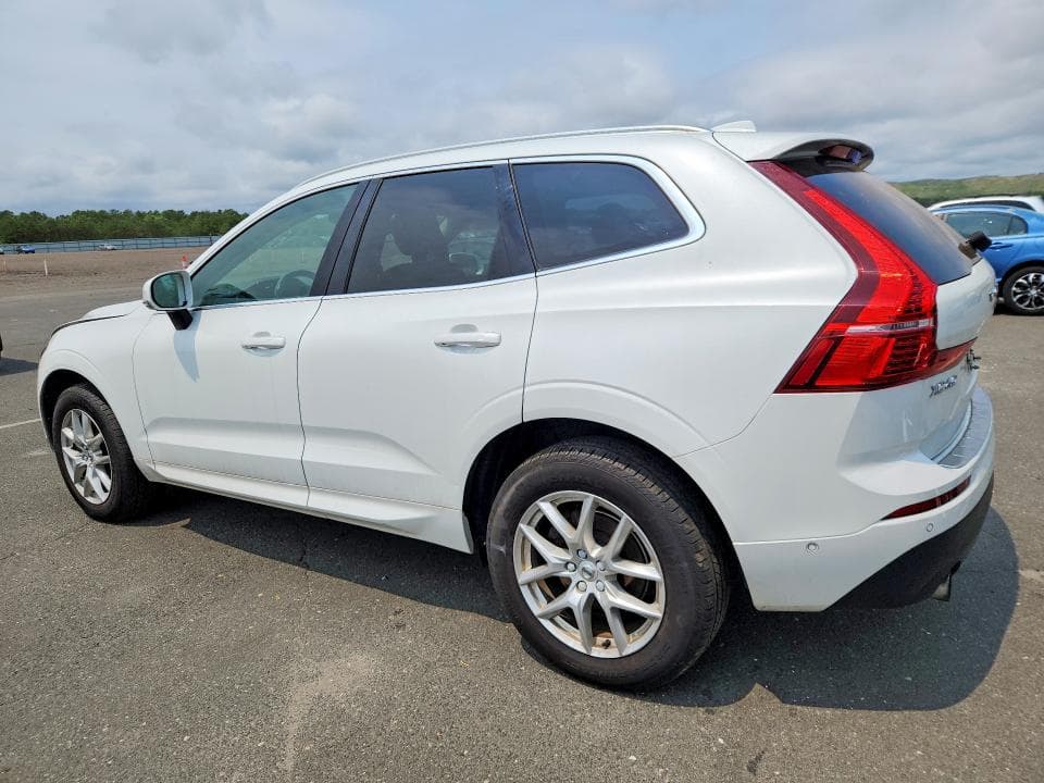 2018 VOLVO XC60 T5 MOMENTUM 2