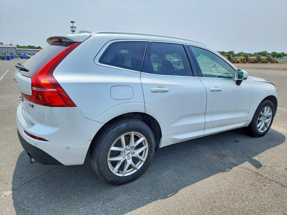 2018 VOLVO XC60 T5 MOMENTUM 3