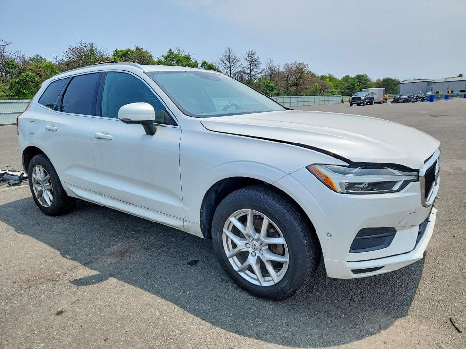 2018 VOLVO XC60 T5 MOMENTUM 4