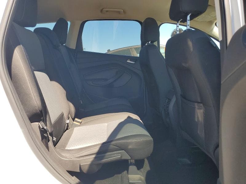 2017 FORD ESCAPE SE 10