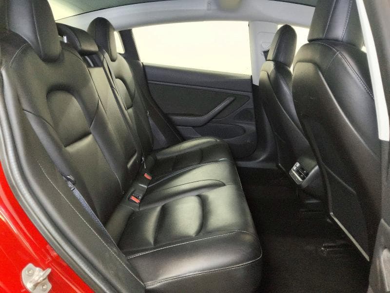 2019 TESLA MODEL 3 10
