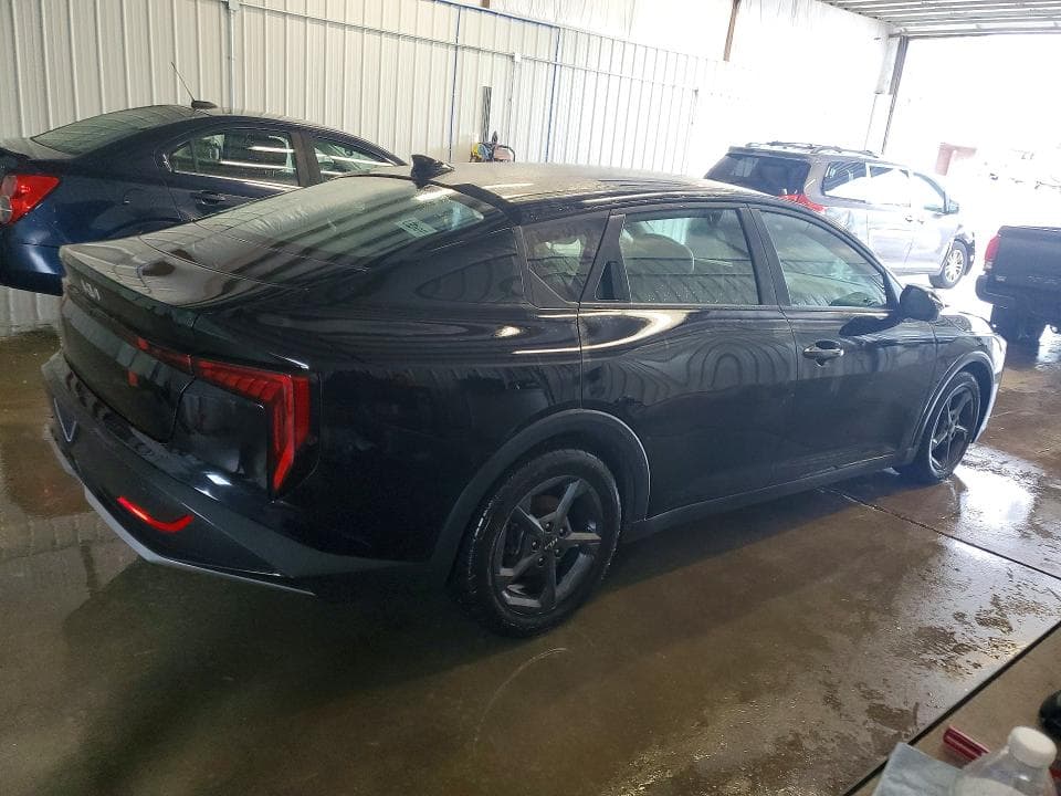 2025 KIA K4 LXS 3