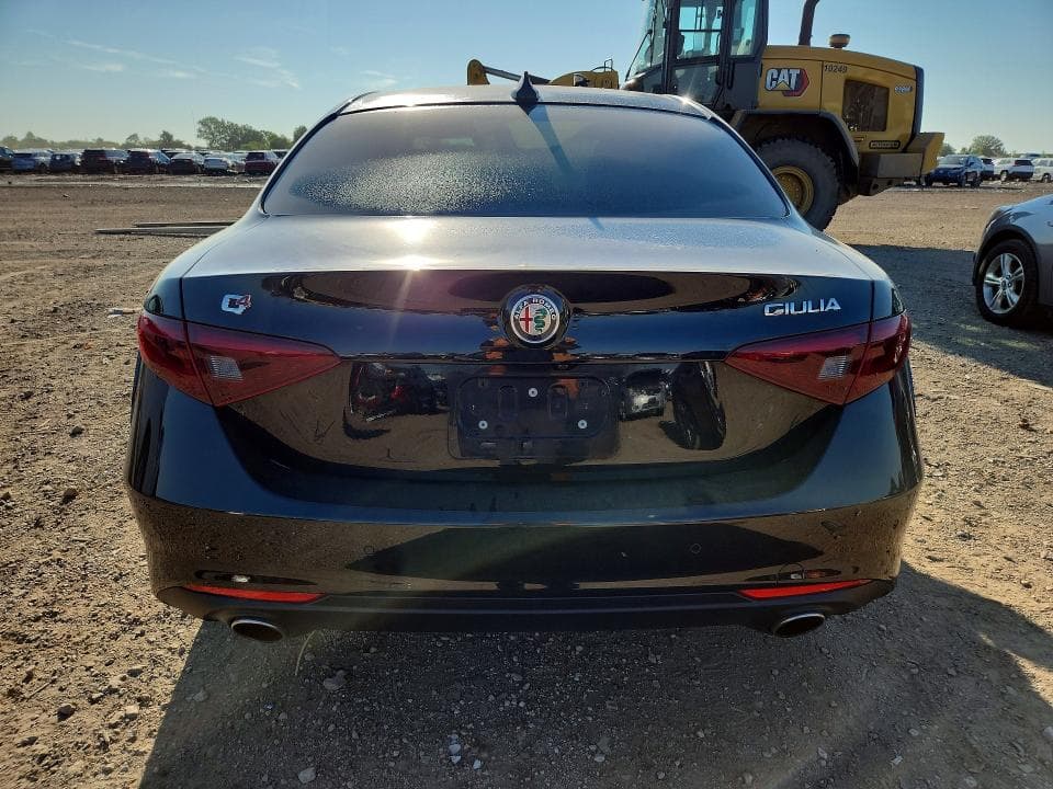 2018 ALFA ROMEO GIULIA Q4 6