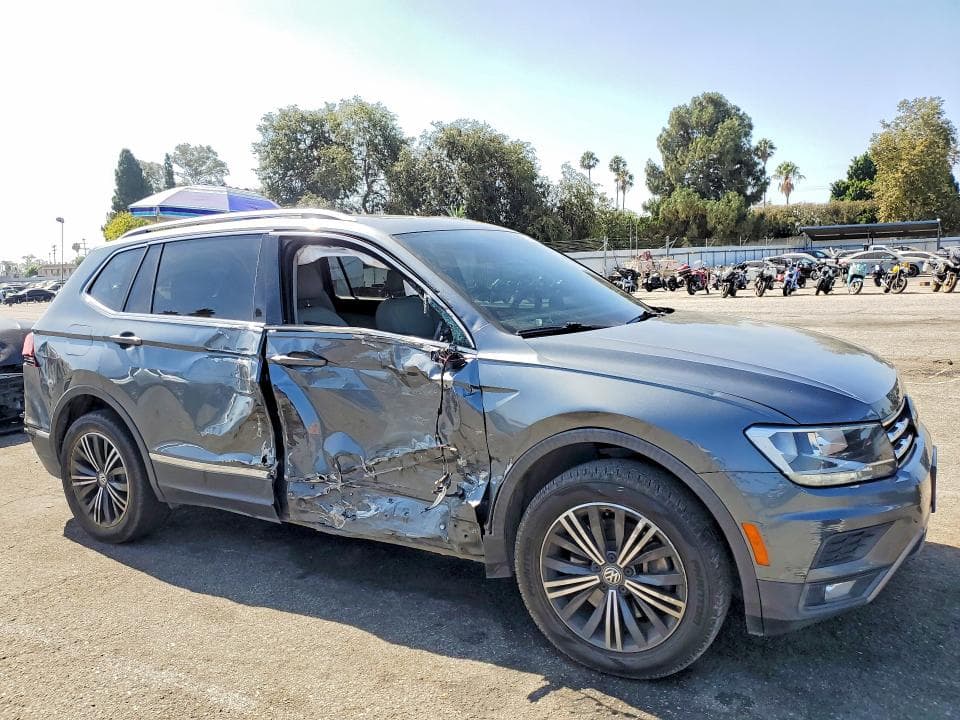 2018 VOLKSWAGEN TIGUAN SE 4