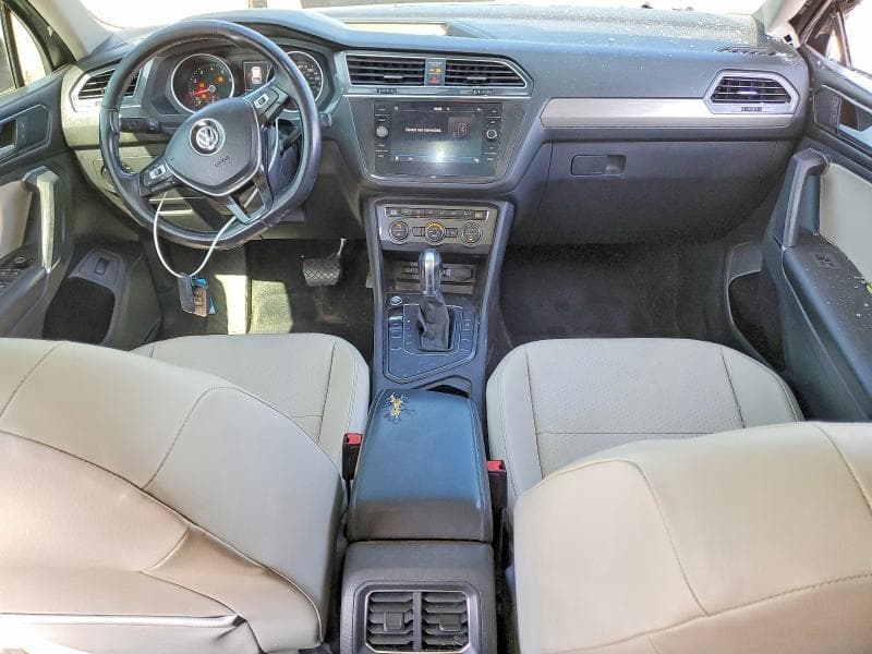2018 VOLKSWAGEN TIGUAN SE 8