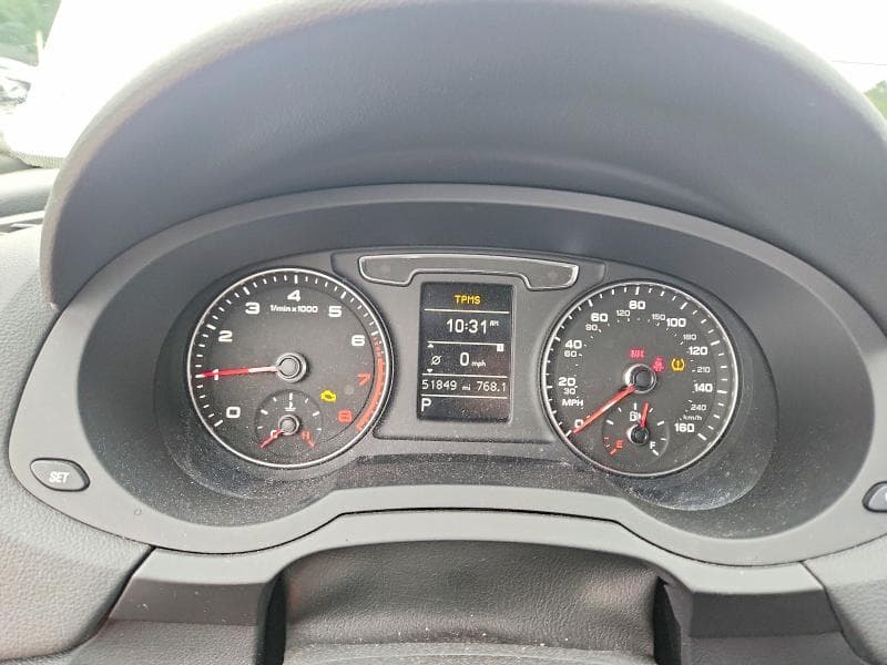 2018 AUDI Q3 PREMIUM 9