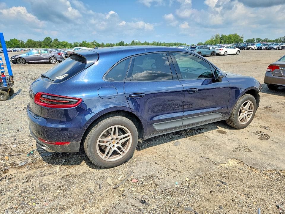 2018 PORSCHE MACAN 3