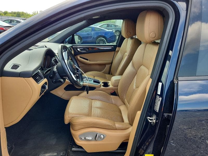 2018 PORSCHE MACAN 7