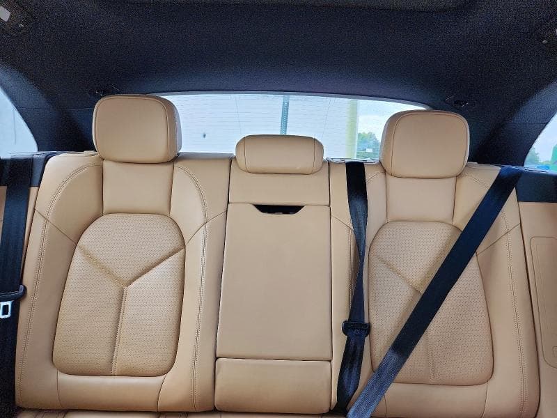 2018 PORSCHE MACAN 10