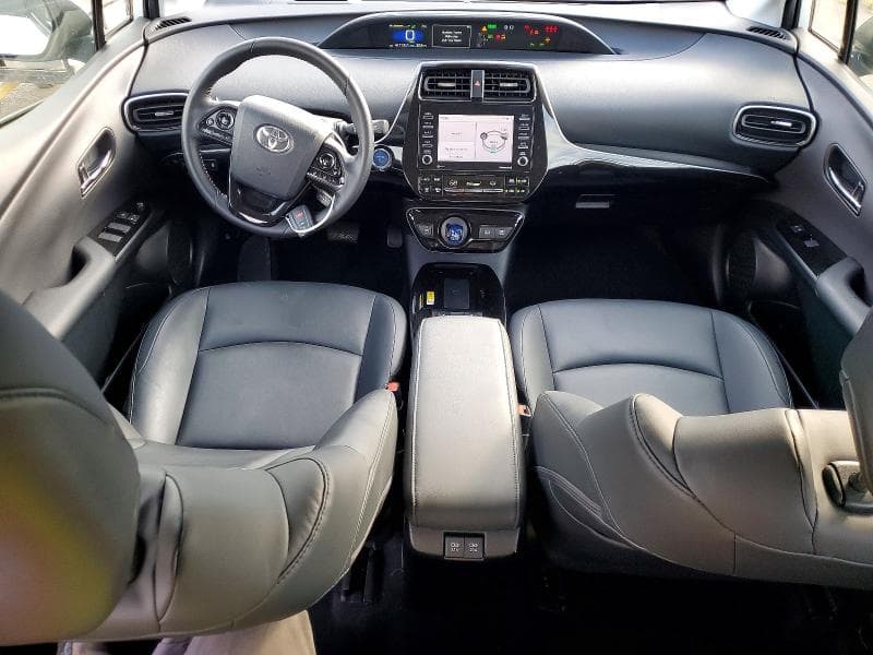 2021 TOYOTA PRIUS XLE AWD-E 8