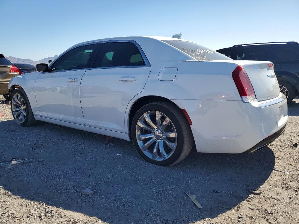 2019 CHRYSLER 300 TOURING 2