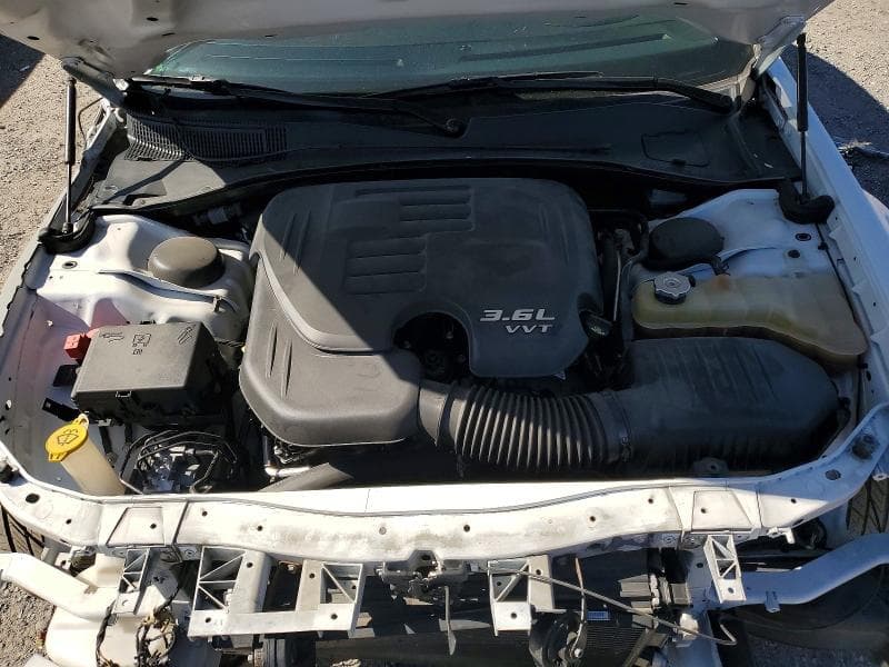 2019 CHRYSLER 300 TOURING 11