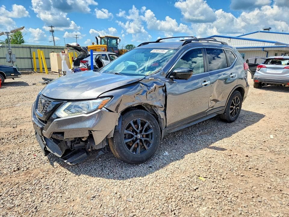 2018 NISSAN ROGUE SV - 1