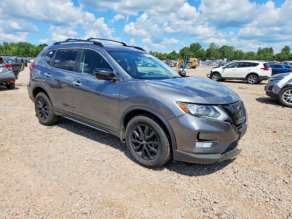 2018 NISSAN ROGUE SV 4