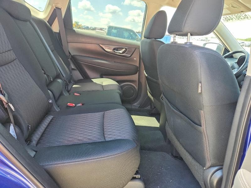 2019 NISSAN ROGUE SV 11