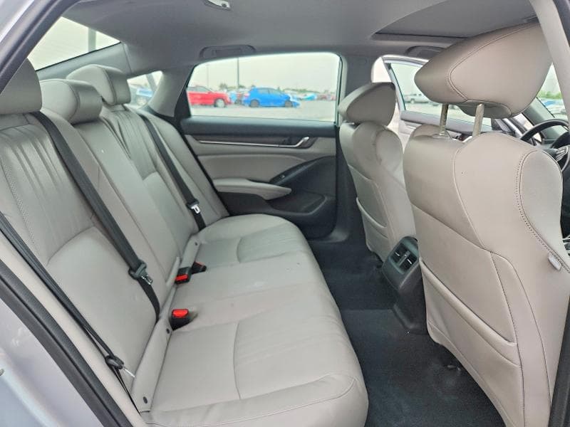 2018 HONDA ACCORD TOURING 10