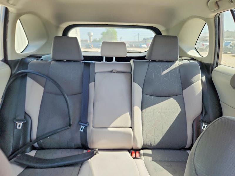 2021 TOYOTA RAV4 XLE 10