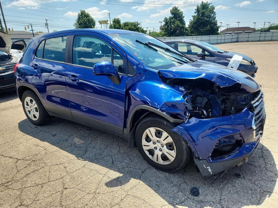 2017 CHEVROLET TRAX LS 4